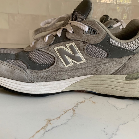 New Balance Made In U.S.A M992GR - SZ: US 10 - Picture 3 of 11